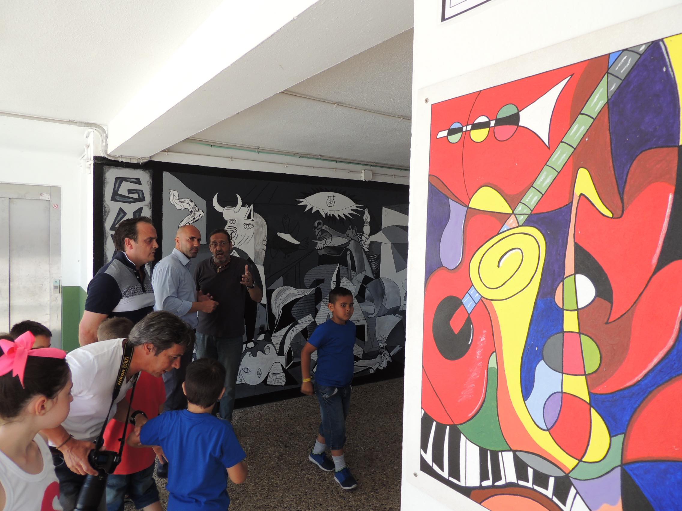 El CEIP San Bernardo celebra su fin de curso con escultura y exposición
